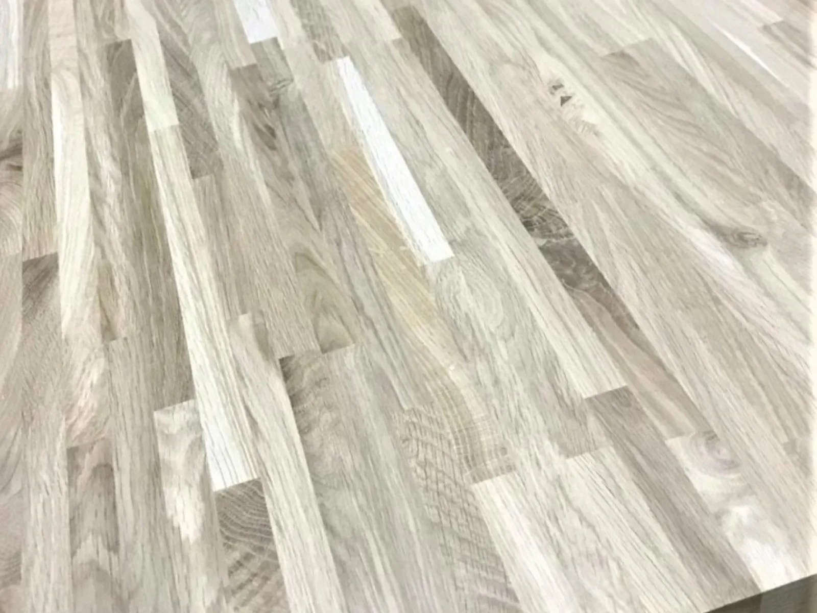 Мебельный щит из дуба 40 x 600 x 2600 мм, «Сращенный», класс Экстра