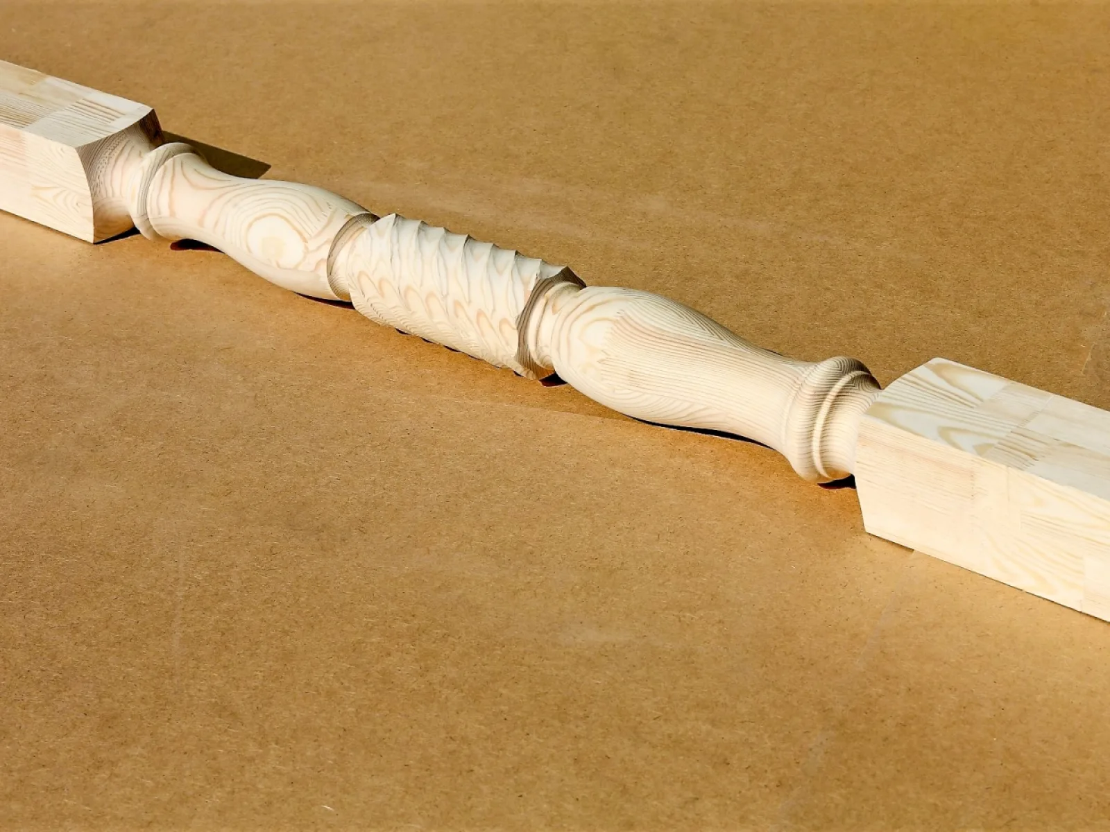 Колонна из сосны и ели 100 x 100 x 2700 мм, №9, класс Экстра