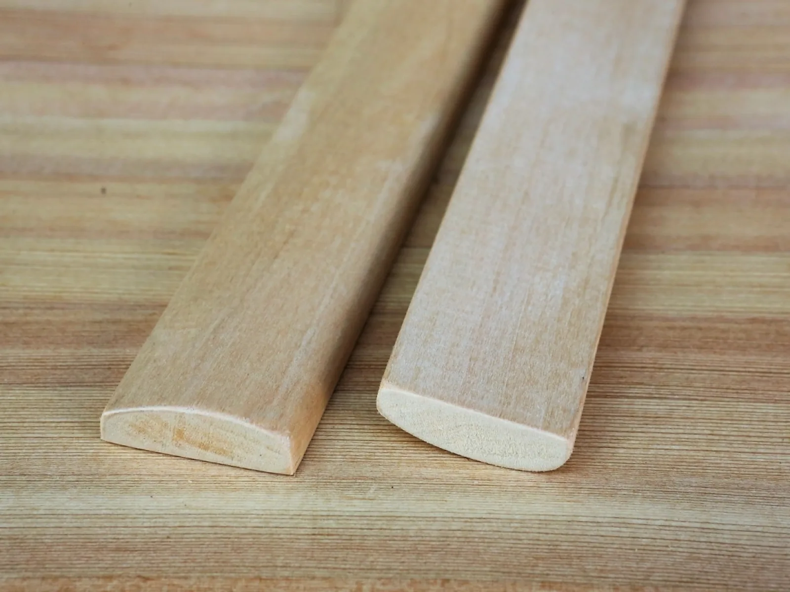 Раскладка из липы 10 x 30 x 2300 мм, класс Экстра