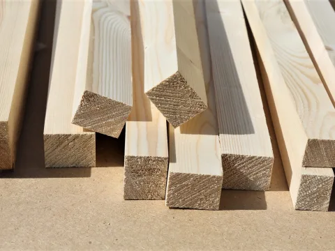 Брусок строганный из сосны и ели 10 x 10 x 3000 мм, класс AB